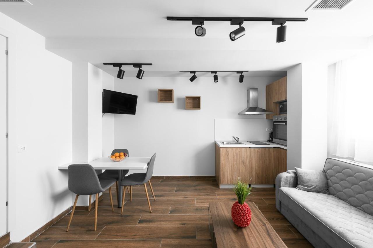 Ultima, Nilie Hospitality Mgmt Apartment เทสซาโลนิกิ ภายนอก รูปภาพ